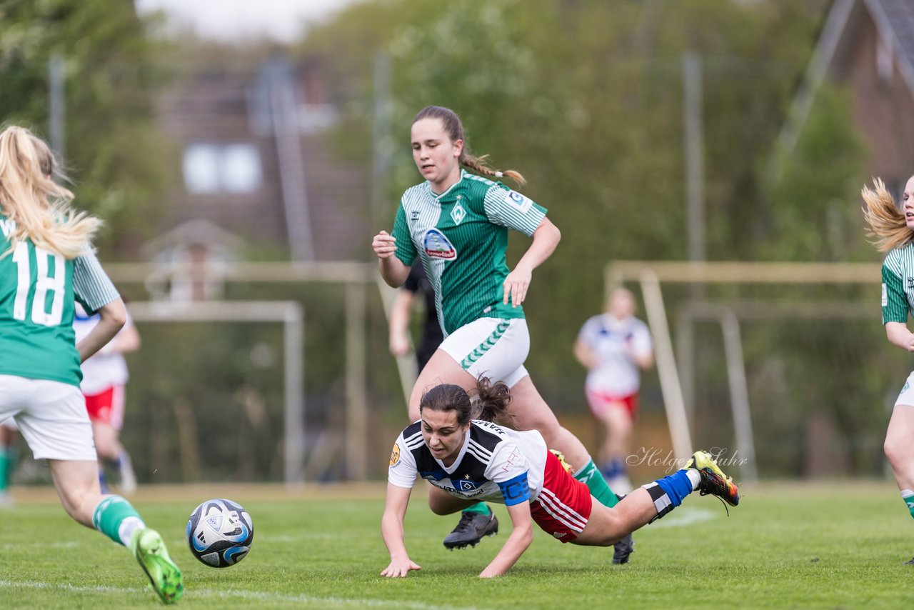 Bild 148 - wBJ Hamburger SV - SV Werder Bremen : Ergebnis : 1:3